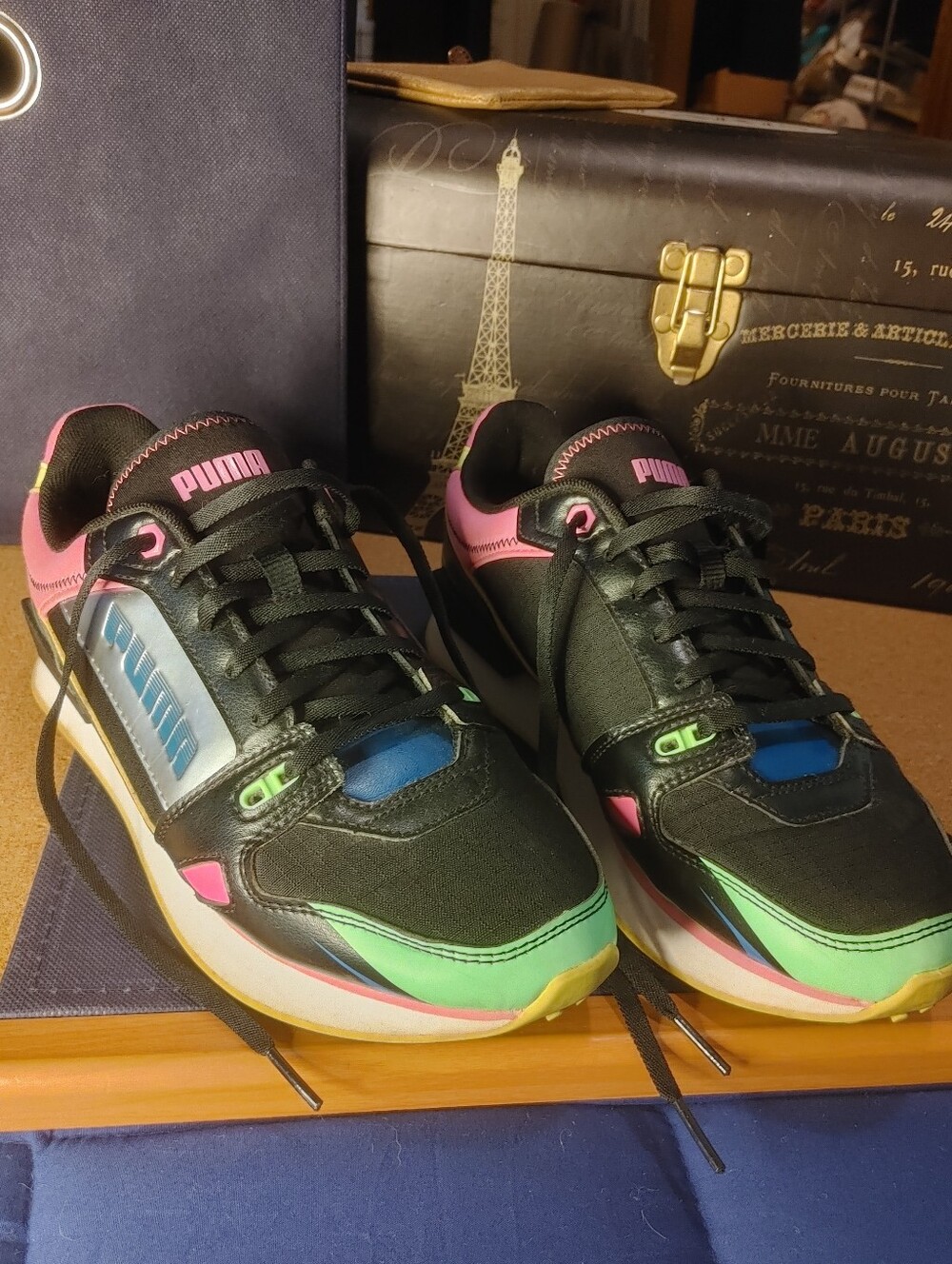 PUMA Women’s Black Multi-Color Retro Runner Sneakers